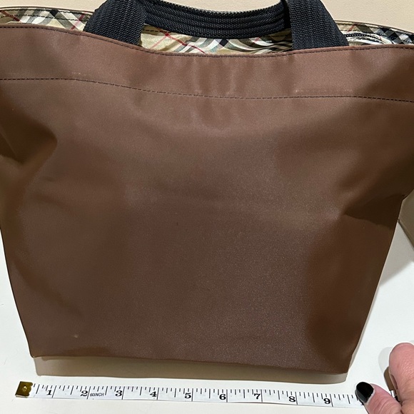 Burberry Blue Label Tote w/snap in removable Novacheck Pouch - Picture 7 of 11